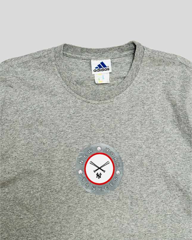Vintage New York Yankees T-Shirt | Classic Fan Apparel