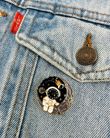 Brooch - Astronaut VI | Fun Family Pajama Accessories