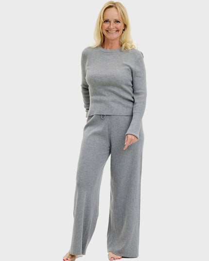 Thilde Family Christmas Pajamas and Loungewear Set