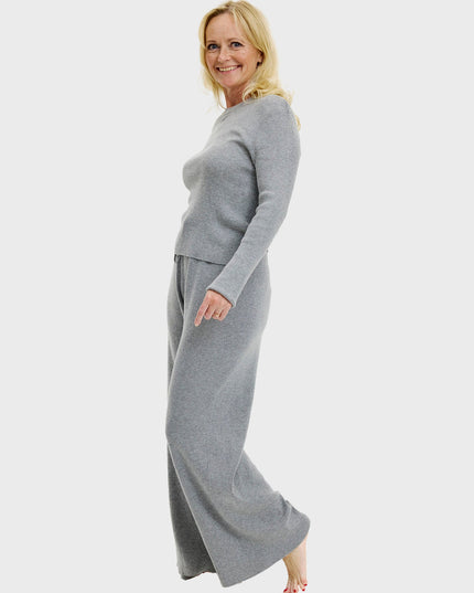 Thilde Family Christmas Pajamas and Loungewear Set