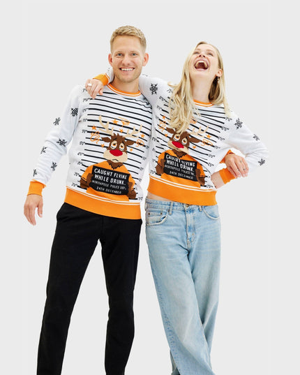 Suéter navideño Criminal Rudolph para mujeres - Estilo familiar