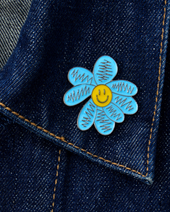 Happy Flower Pin