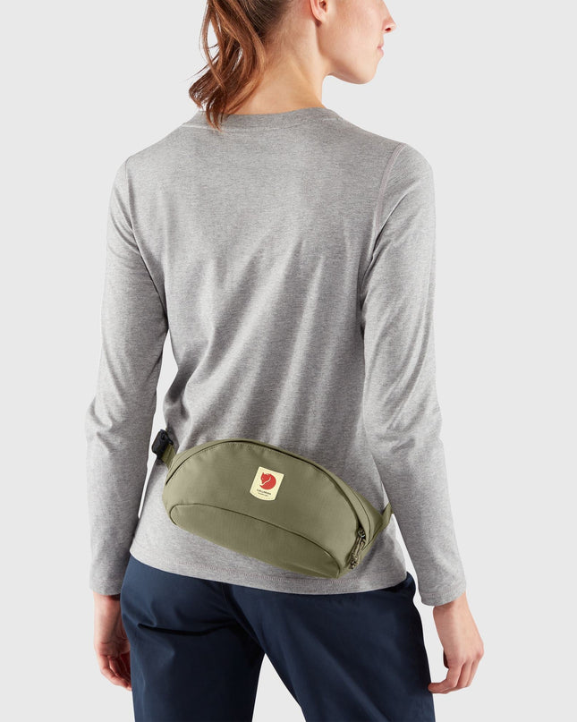 Fjallraven Ulvö Riñonera Mediana en Azul Montaña