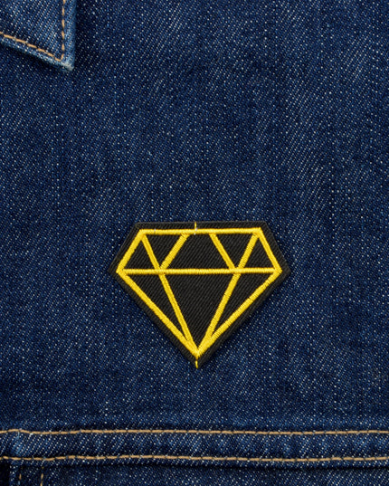 Ékkő I Patch - Diseño Único para Entusiastas de la Moda