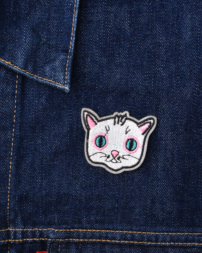 Big-Eyed Cat Patch - Adorable Feline Design