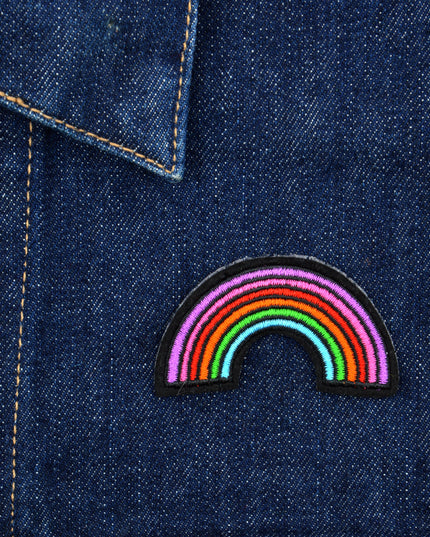 Felvarró - Regnbue II Livlig Broderi Patch