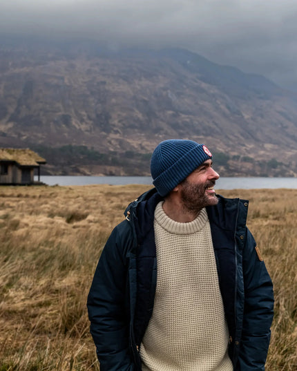 Fjallraven 1960 Lite Logo Hat in True Red