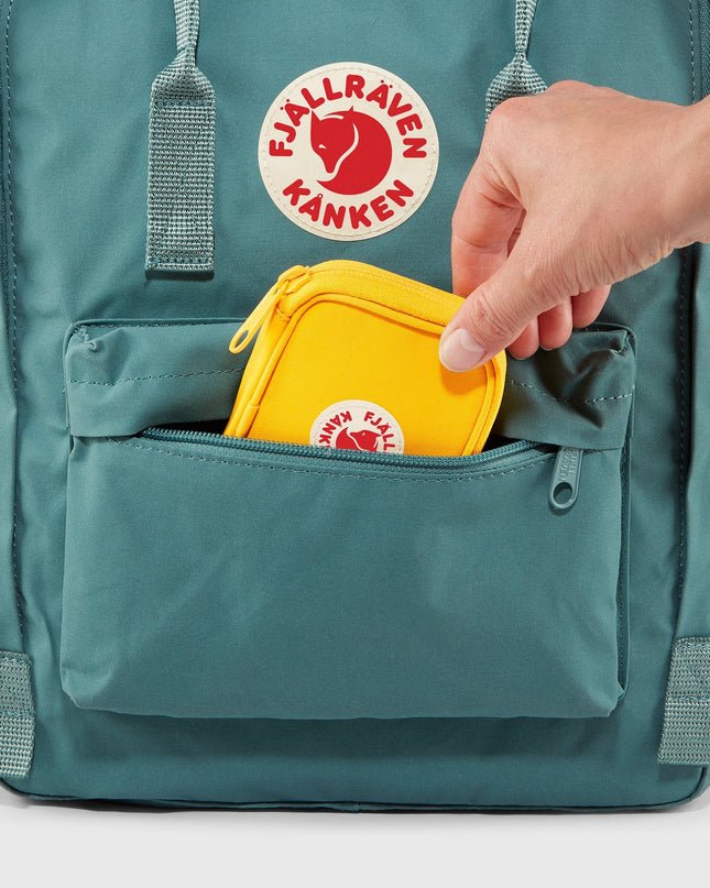 Fjallraven Kanken Card Wallet in Sky Blue