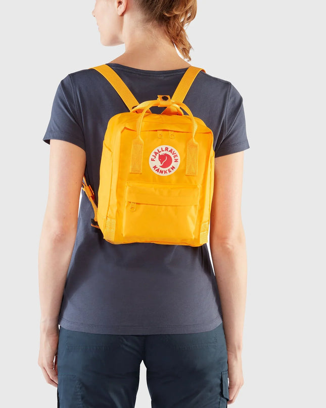 Fjallraven Kanken Mini i Foliage Green Klassisk Design