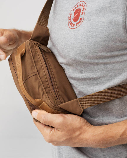Fjallraven Kanken No. 2 Hip Pack in Hazel Brown