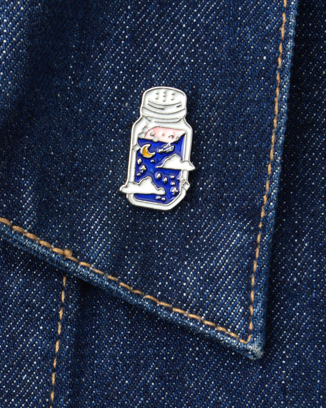 Kitűző - Accesorio Inspirado en la Vela de Soja de la Noche