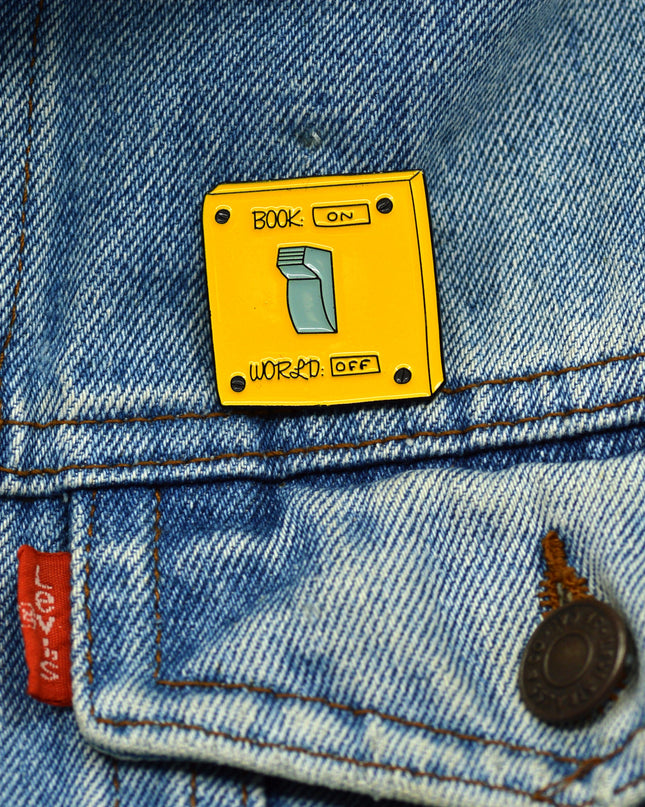 Pin de Libro Encendido