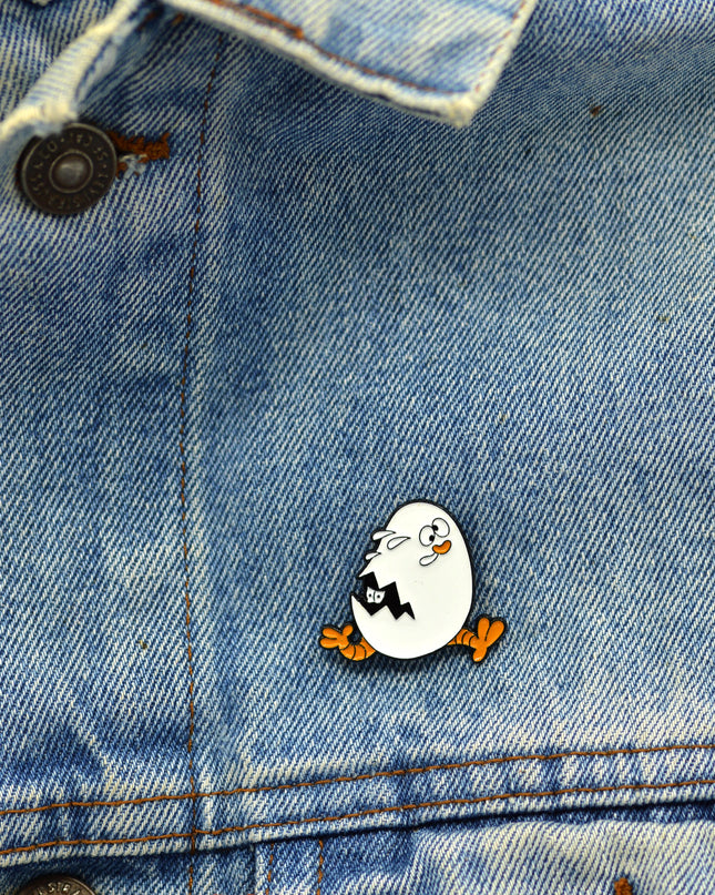 Running Egg Badge from Easter Collection