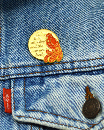 Pin de Nuevo Tú de Esmalte