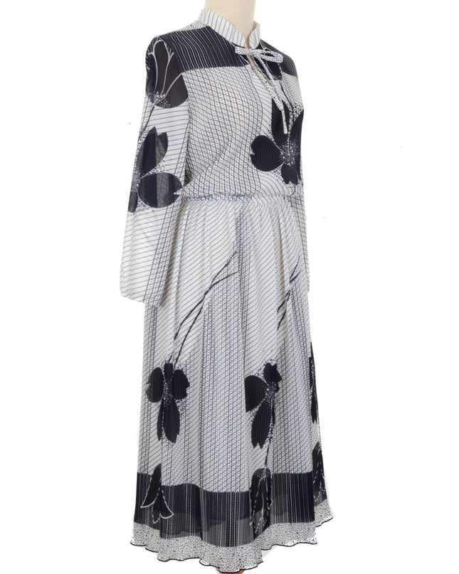 Vintage Dress - Pleated